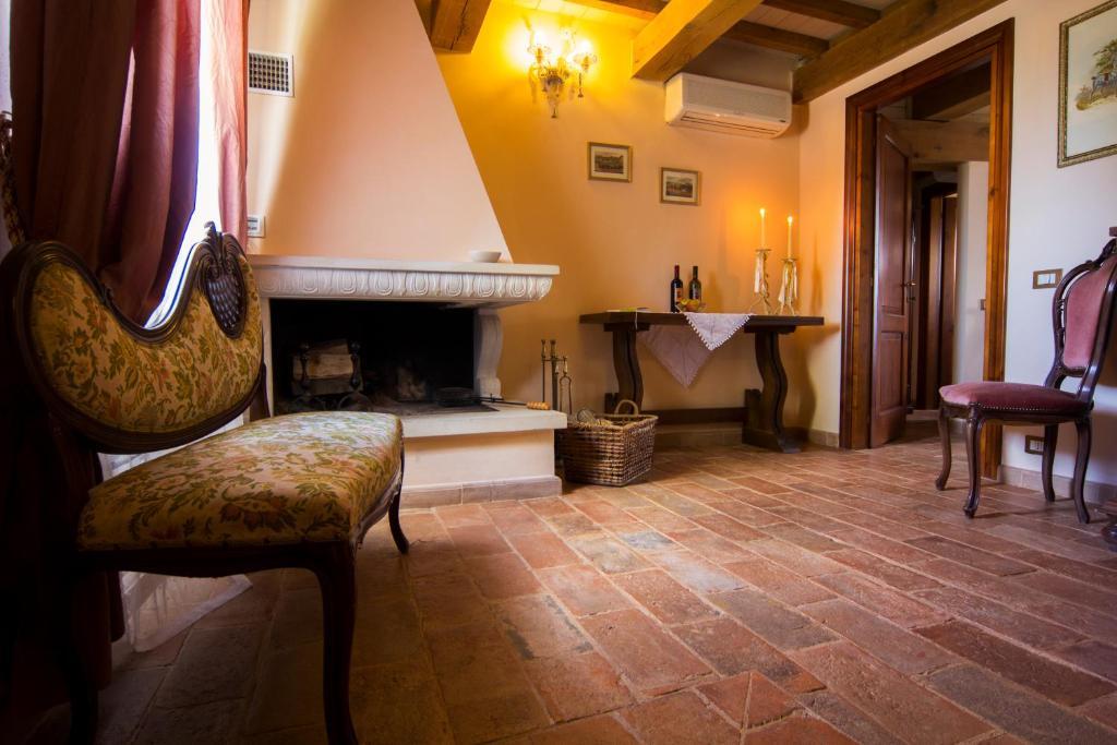 Вилла Mons Major Relais Монтемаджоре-аль-Метауро Экстерьер фото